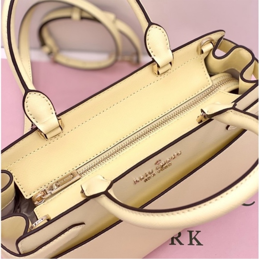 Kate Spade Staci Medium Satchel
Crossbody Bag and Wallet Set - Picture 10 of 14